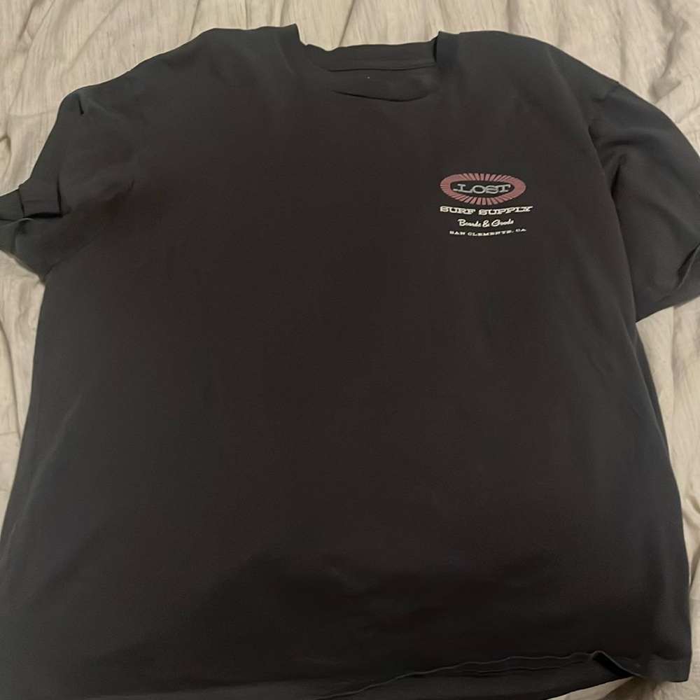 Lost Surf and supply grey tee